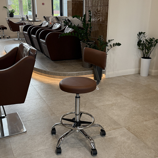 Стулья для парикмахера: Топ со спинкой для парикмахера с кругом под ноги (VLK 501) за 360 руб. Фото 3