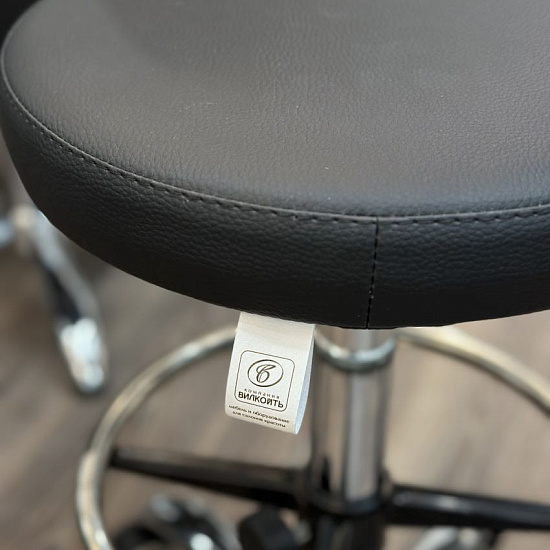 Стулья для парикмахера: Топ со спинкой для парикмахера (VLK 700) за 300 руб. Фото 3