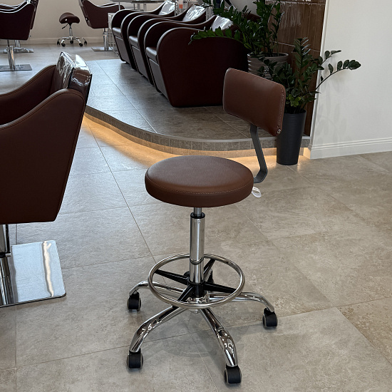 Стулья для парикмахера: Топ со спинкой для парикмахера с кругом под ноги (VLK 600) за 360 руб. Фото 3