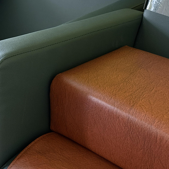 Парикмахерские кресла: Детское сиденье Юниор-2 за 90 руб. Фото 7