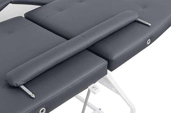 Кресла и кушетки косметологические: Кресло Комфорт (VLK 600, с отверстием для лица) за 900 руб. Фото 9